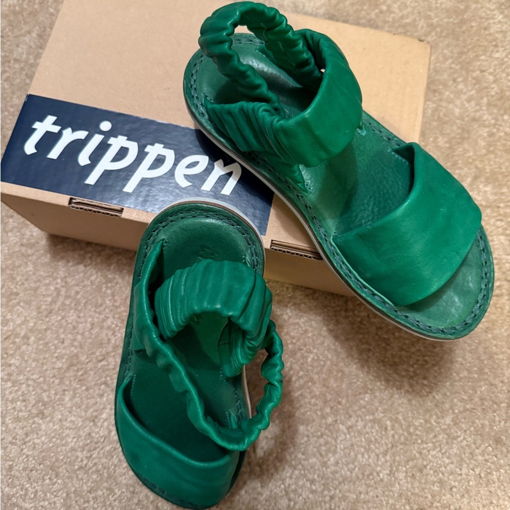 Trippen Leather Synchron Sandal in Green